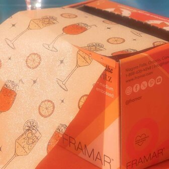 Framar Puttin on the Spritz Embossed Roll 97,5 mtr