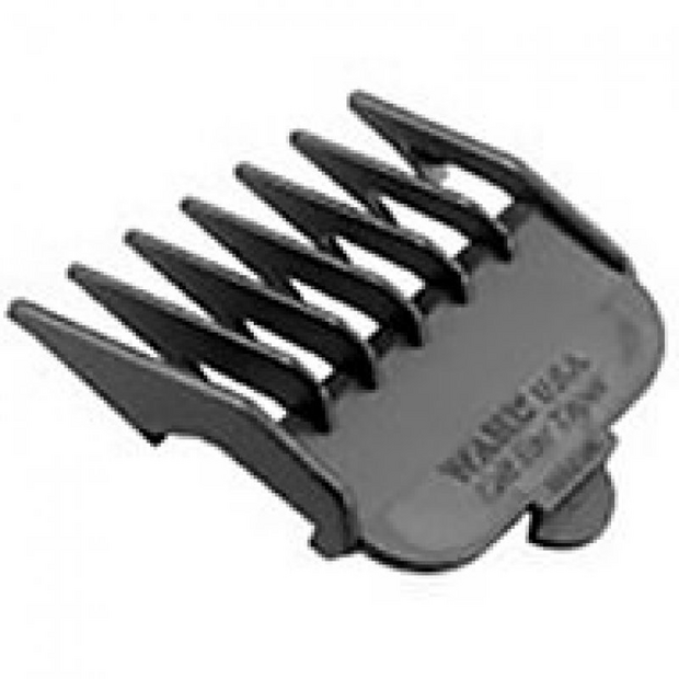 Opzetkam linker oor zwart plastic