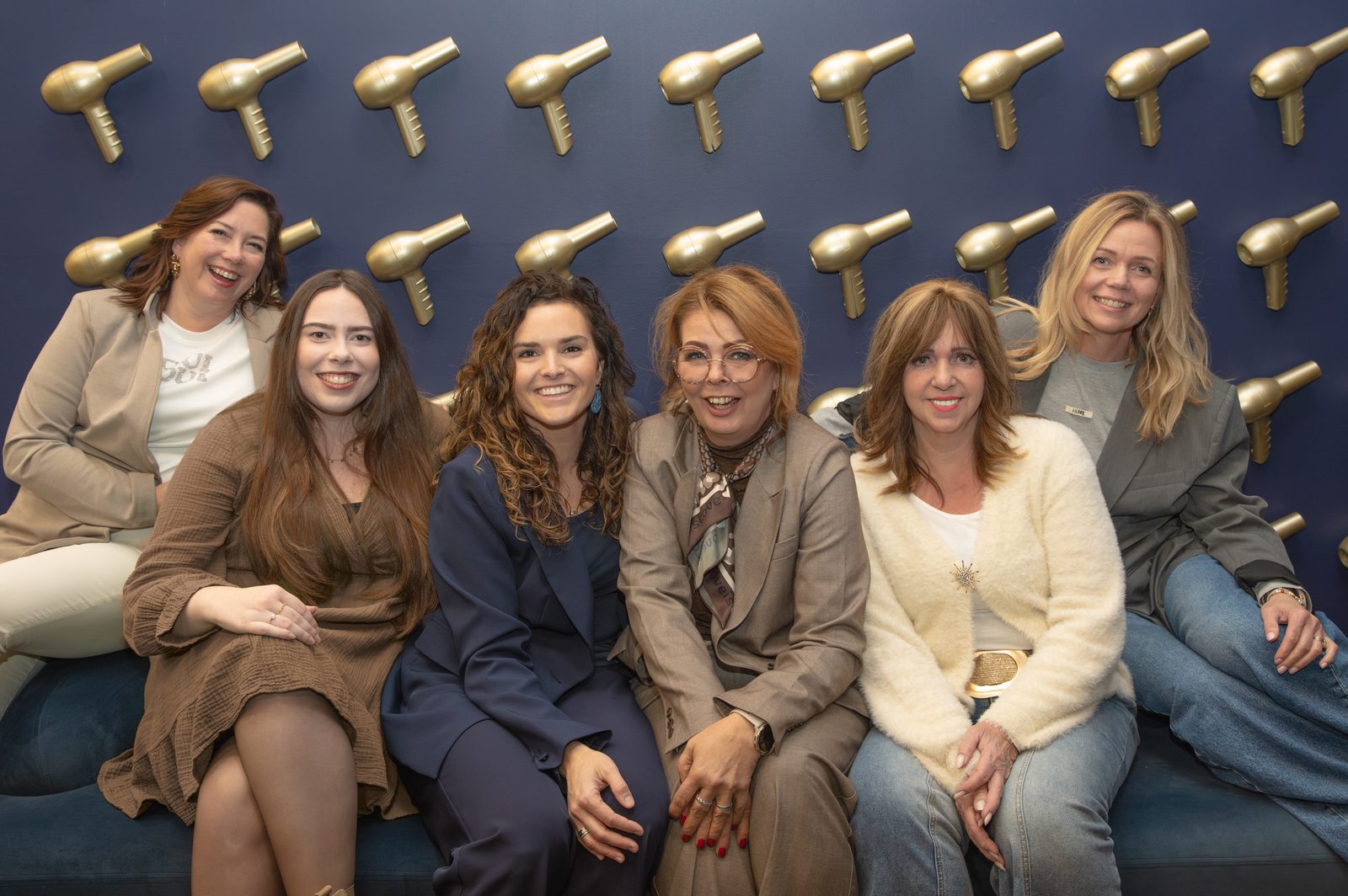 Het team van Kiki's Kappersgroothandel